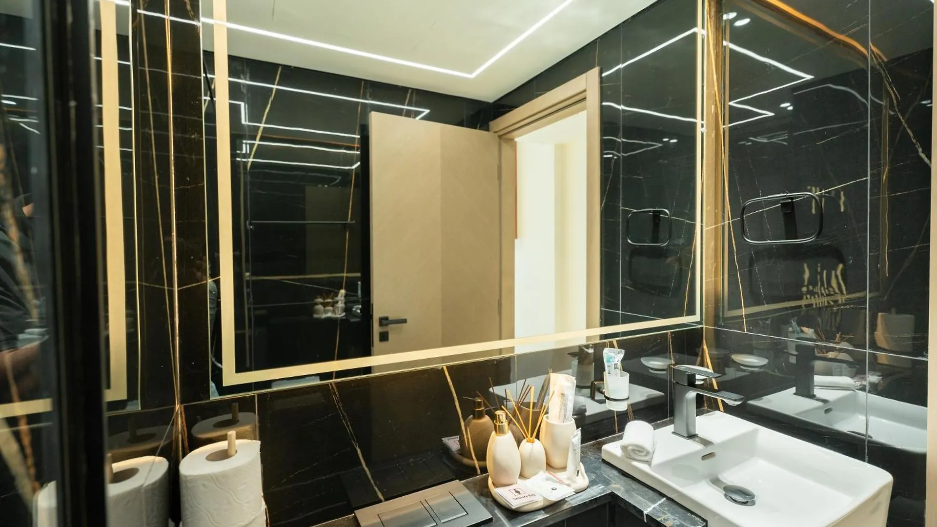 Tag Homes Cozy 1-Br Apartment In Jvc, Dubai 0*,  Emirati Arabi Uniti