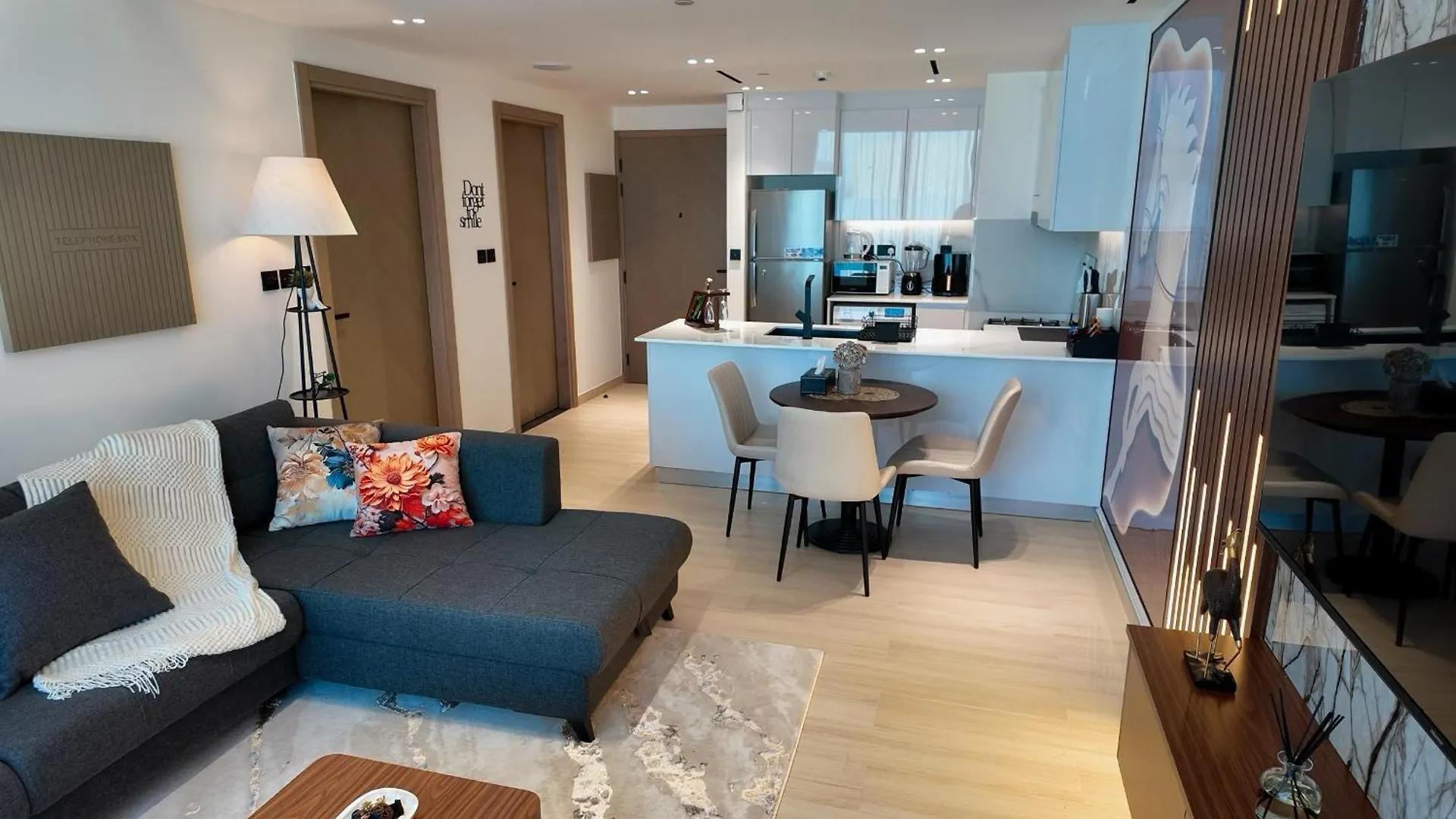 Tag Homes Cozy 1-Br Apartment In Jvc, Dubai 0*,