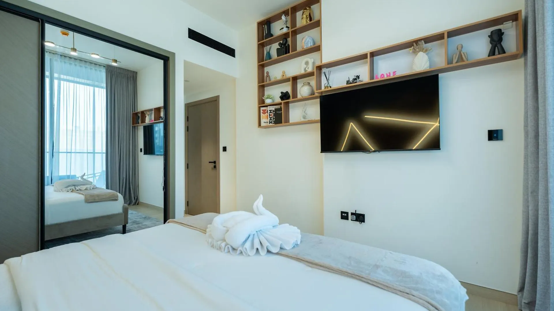 Tag Homes Cozy 1-Br Apartment In Jvc, Dubai 0*,