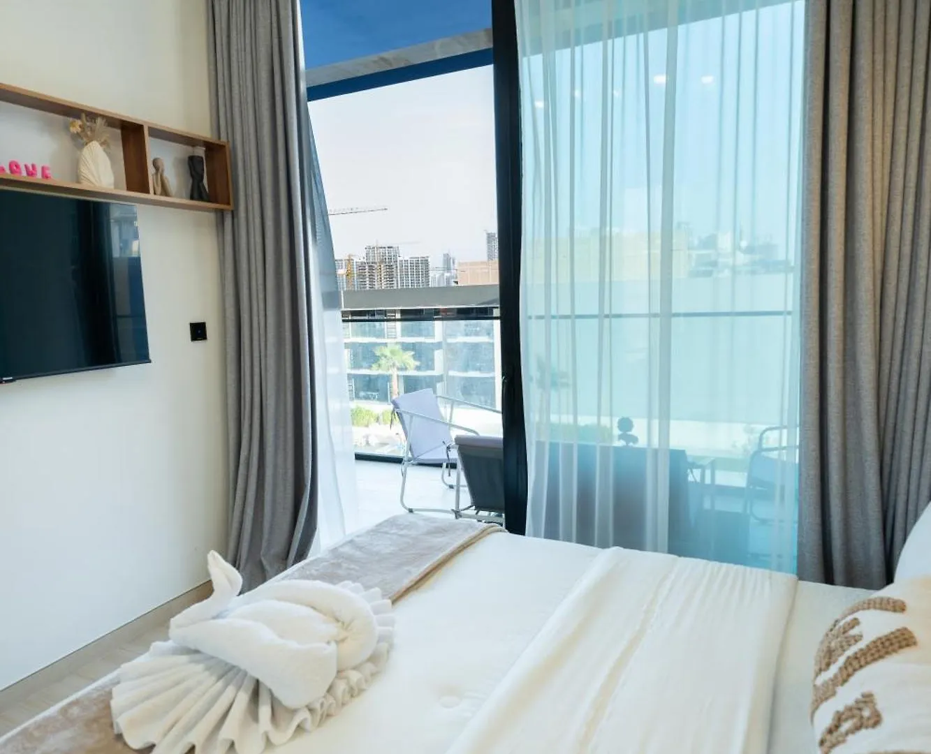 Tag Homes Cozy 1-Br Apartment In Jvc, Dubai Holiday home